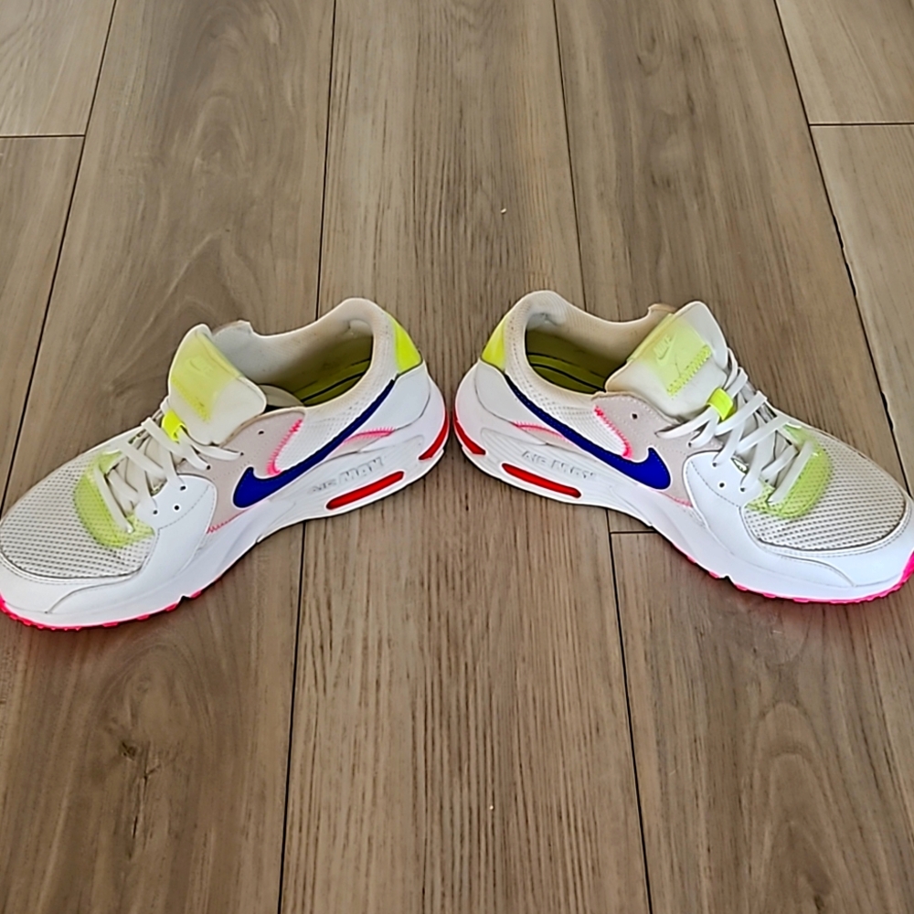 Nike Air MAX
